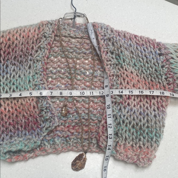 Artisan chunky knit cropped boho sweater w prairie shabby chic vibe - Picture 2 of 10